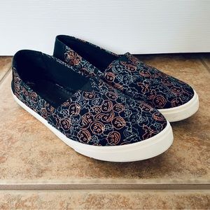 ✨SOLD✨Tommy Bahama Halloween Glow In The Dark Slip-on Shoes Size 9.5
